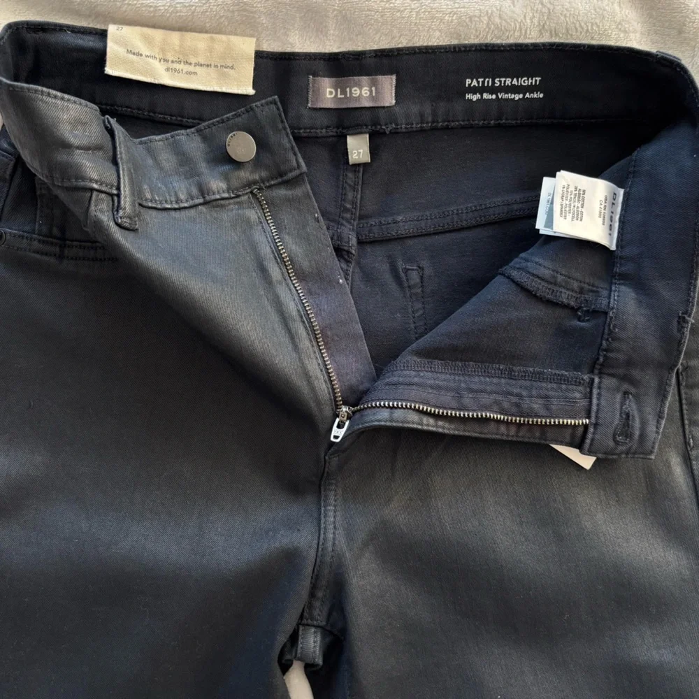 DL1961 Patti Straight High Rise Vintage Ankle Black Coated Vintage Jeans--27 - Picture 9 of 16